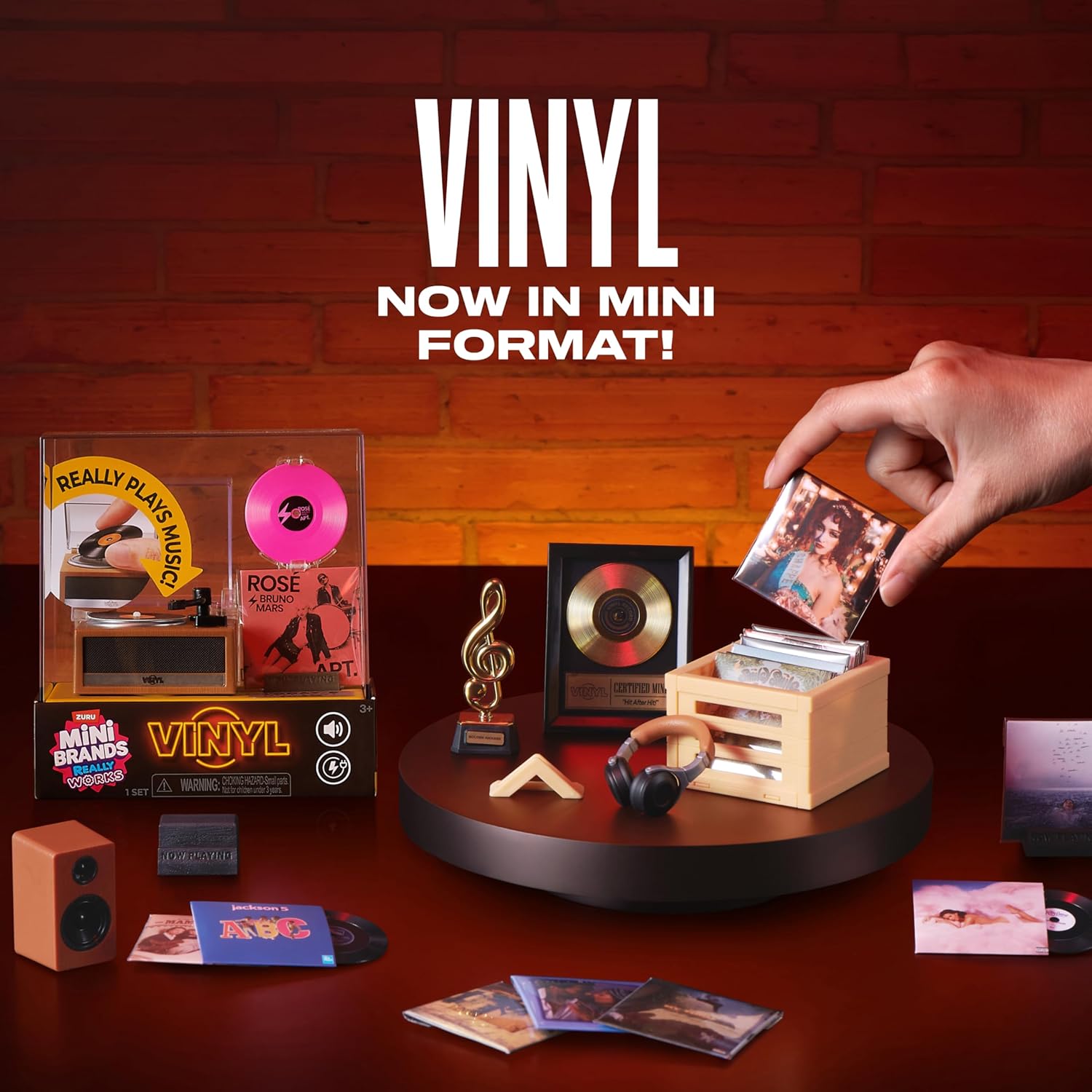 ZURU Mini Brands Really Works Vinyl Playset Series 1 – Mini Record Player with Vinyl Record & Display Stand