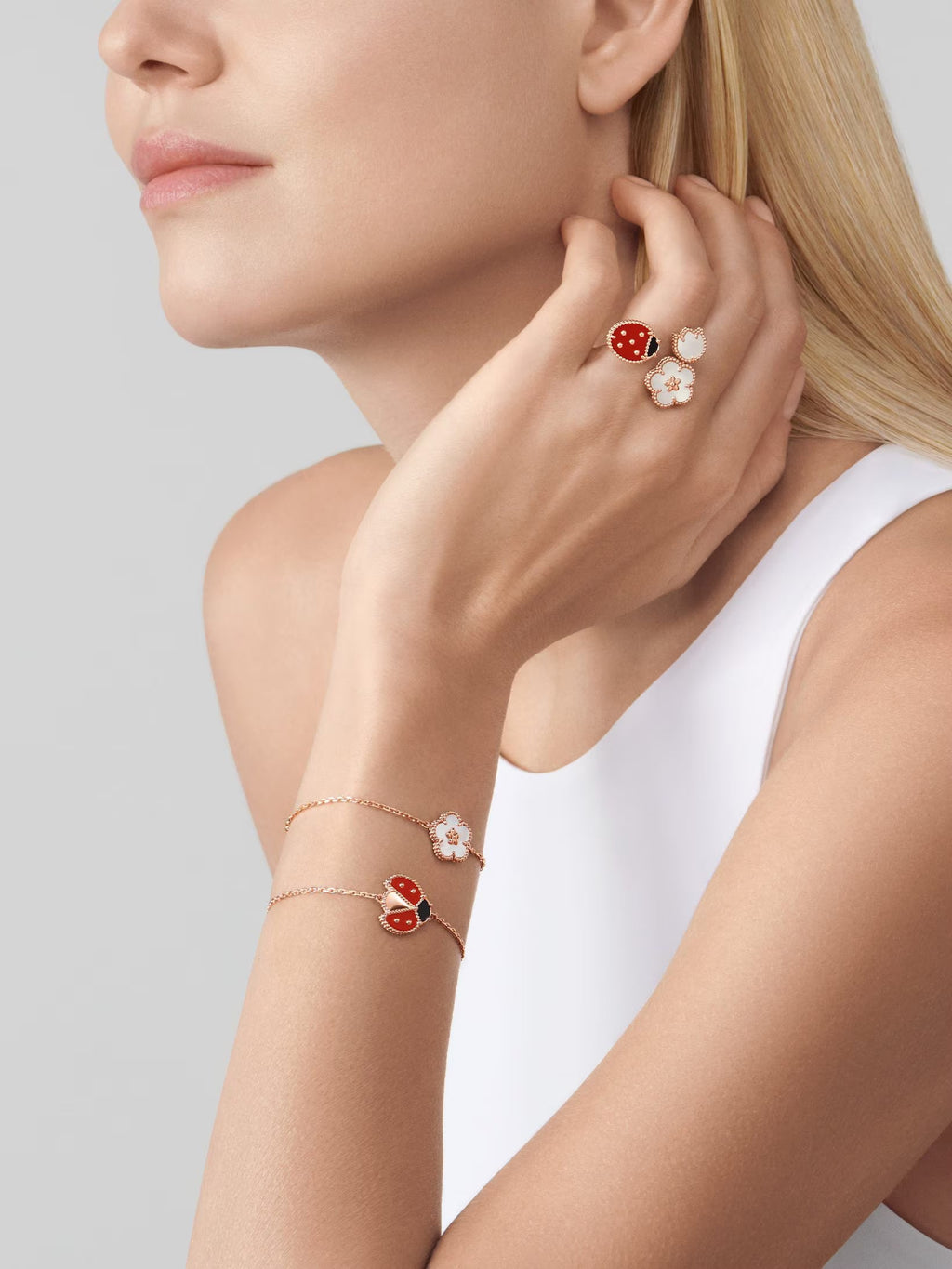 Lucky Spring bracelet, plum blossom