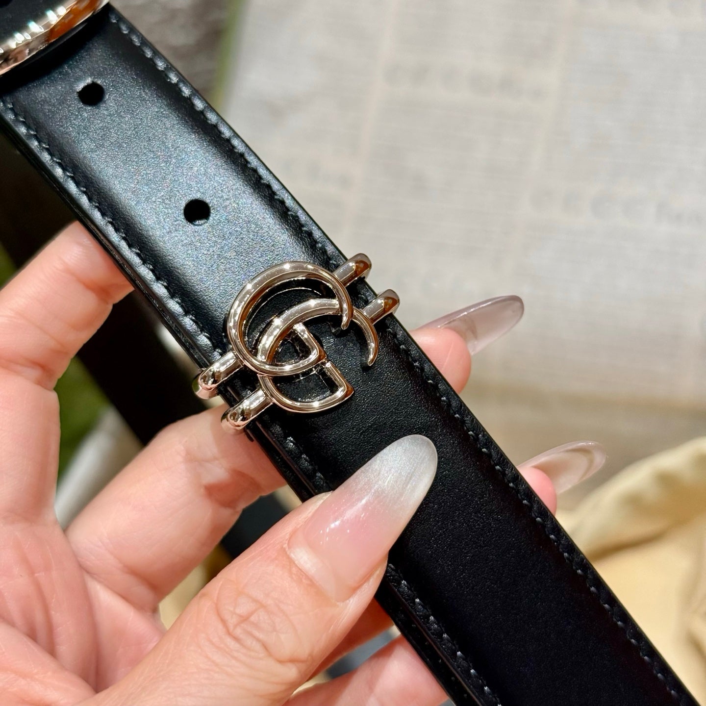 Leather Belt — 2.5 cm Oval Buckle with Double G Detail